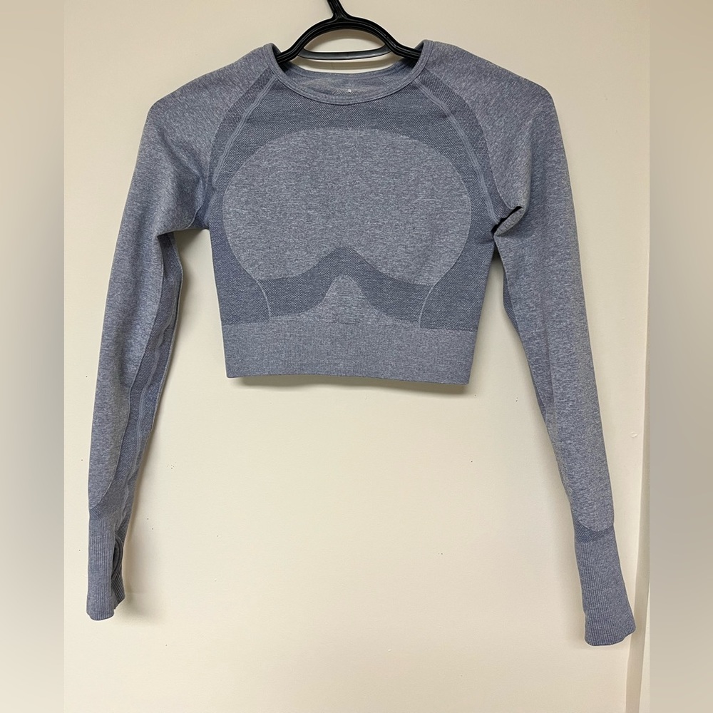 Workout athletic long sleeve top